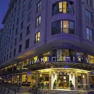 Titanic Taksim Otel