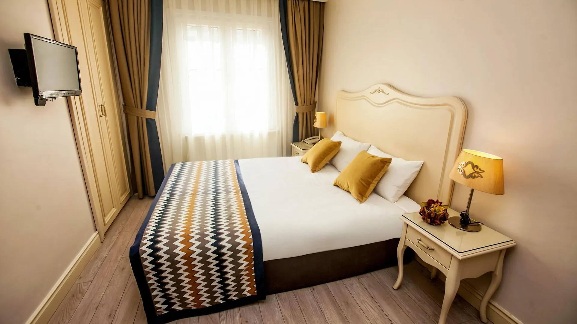 Raymond Hotel Old City Istanboel
