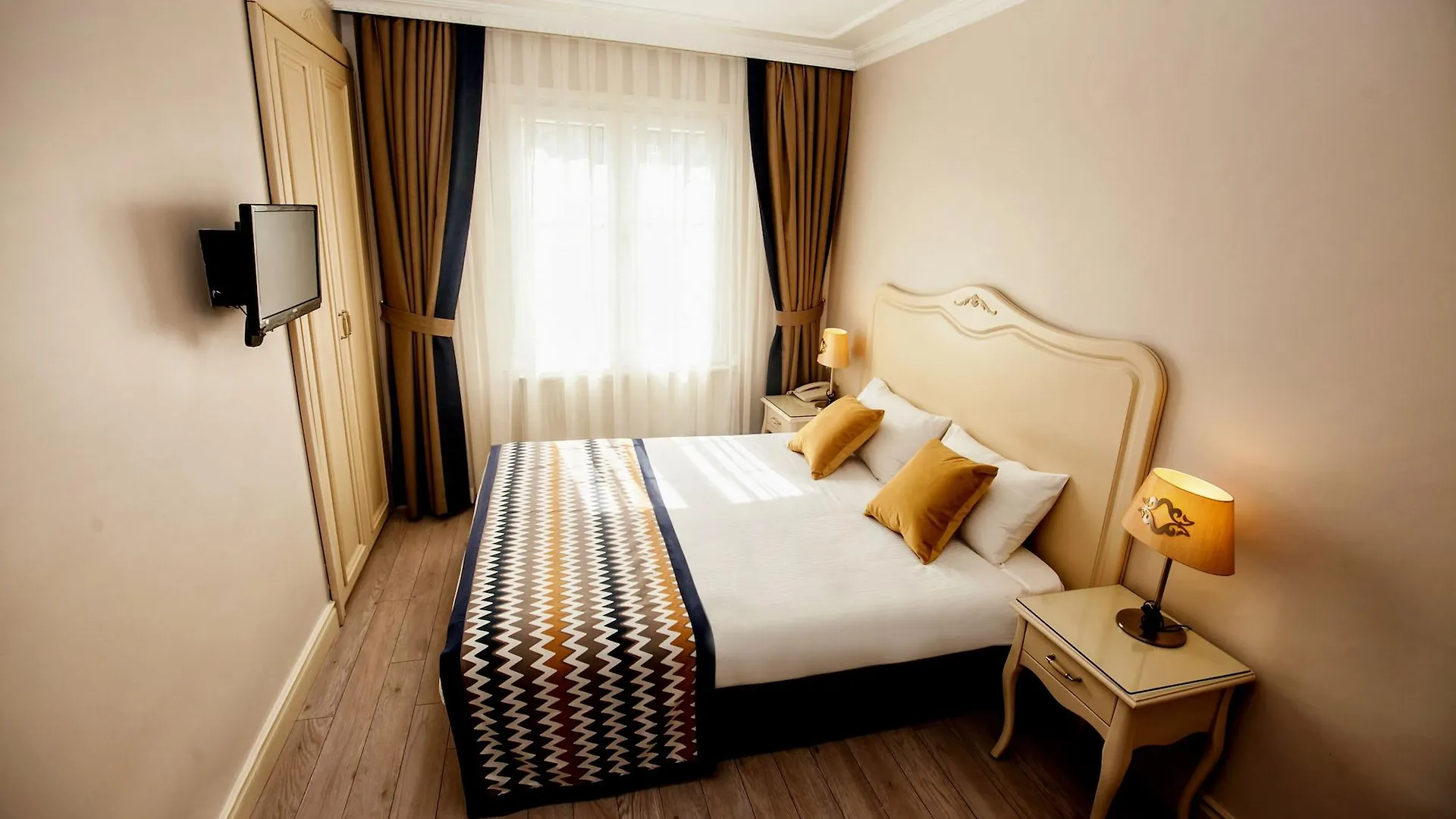 Raymond Hotel Old City Istanboel