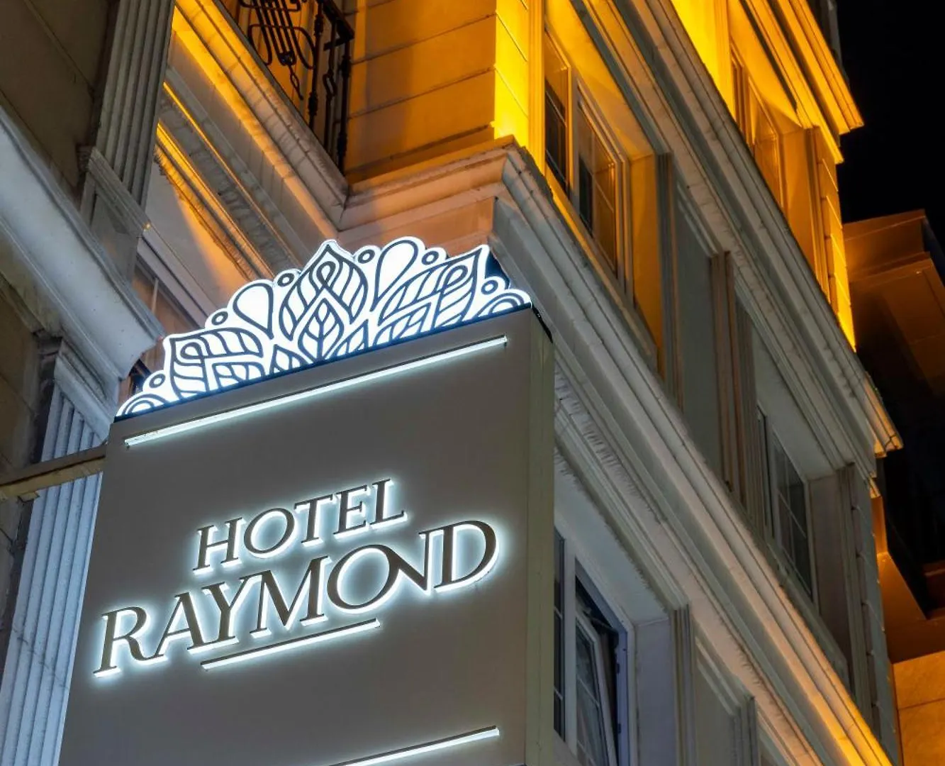 Raymond Hotel Old City İstanbul 4*,
