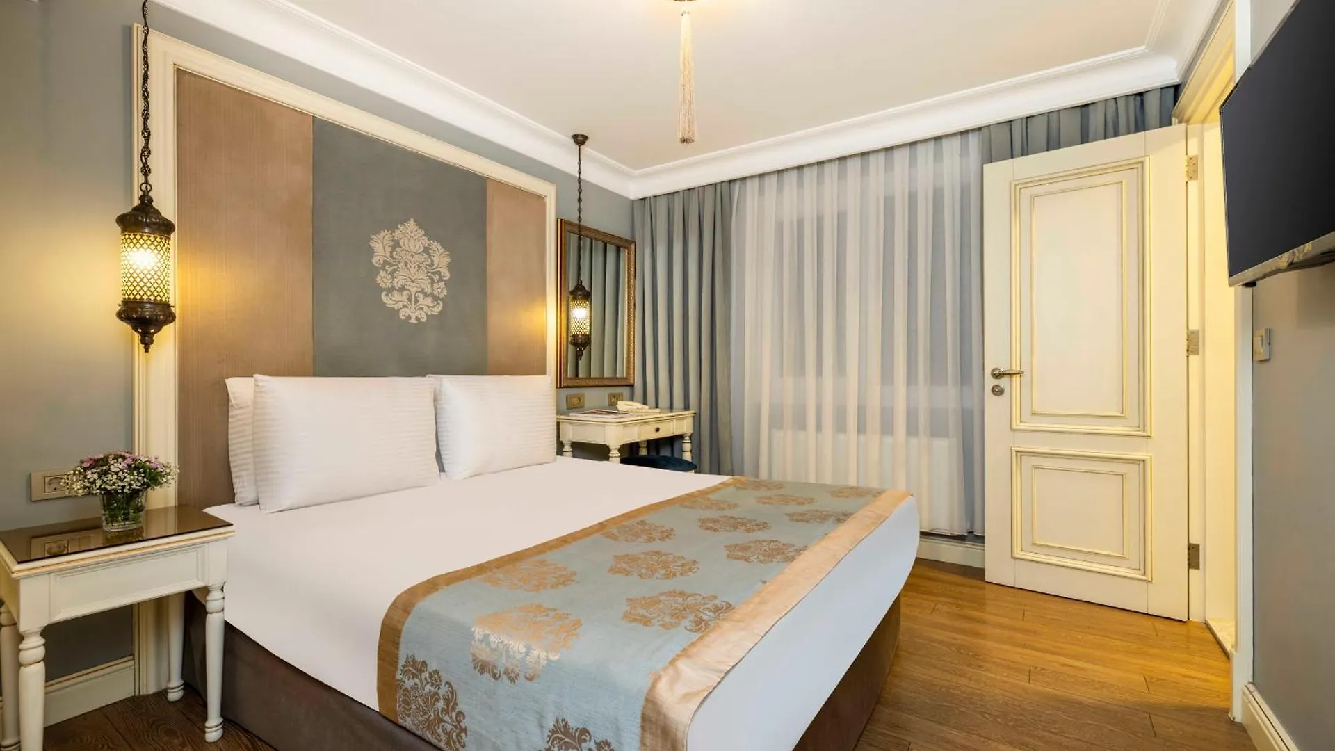 Raymond Hotel Old City Istanbul