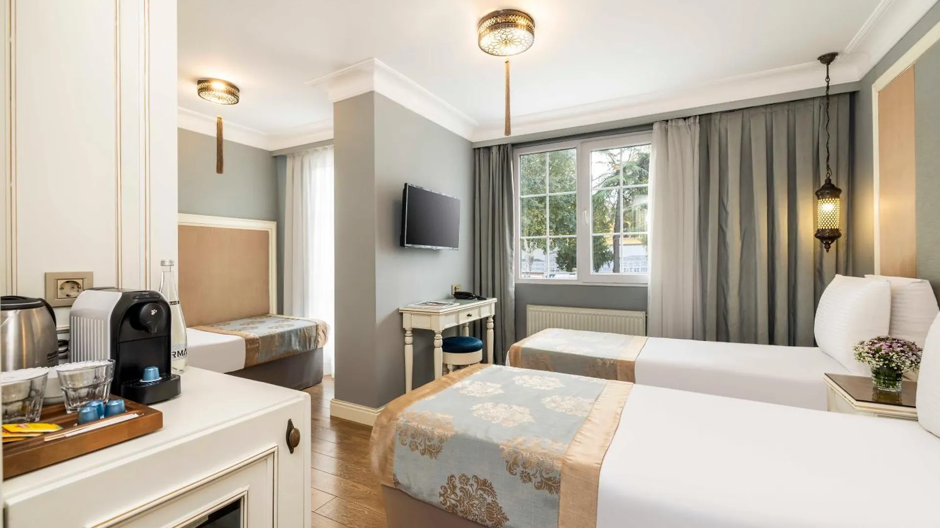 Raymond Hotel Old City Istanbul 4*,