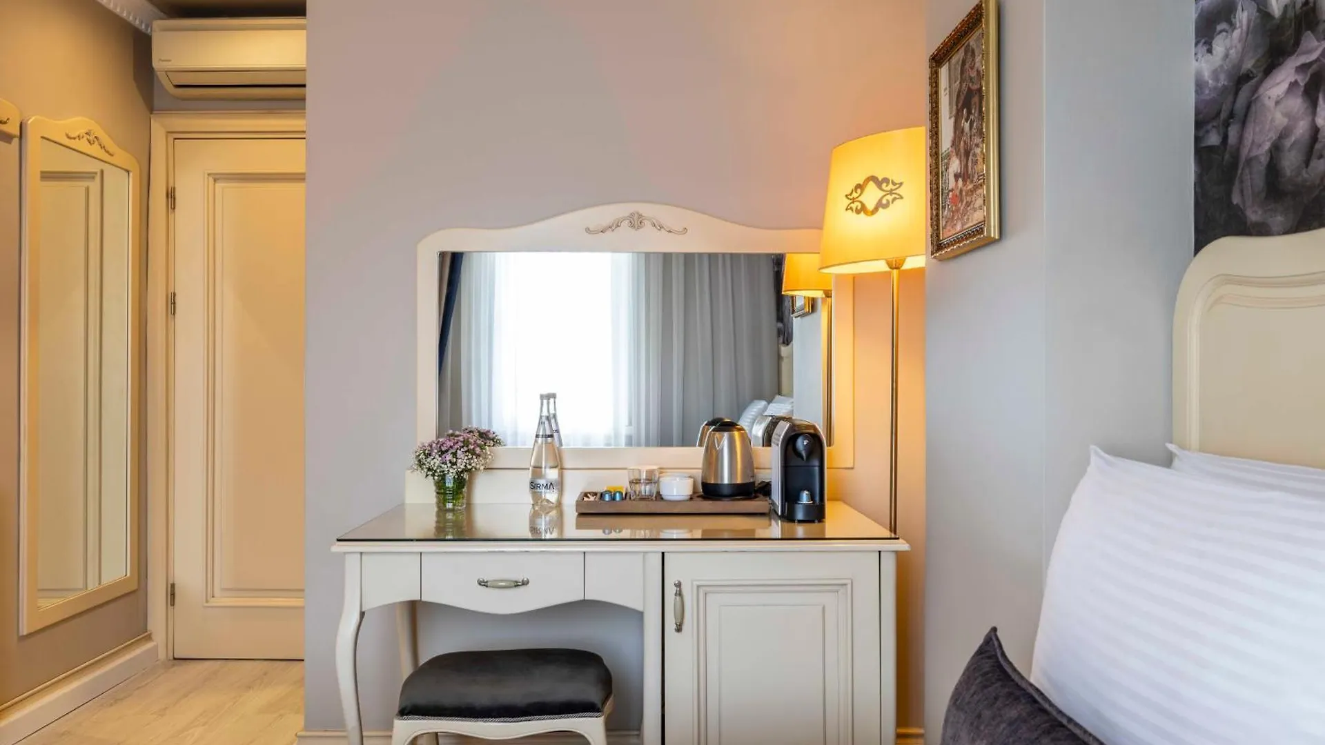 Raymond Hotel Old City Istanbul